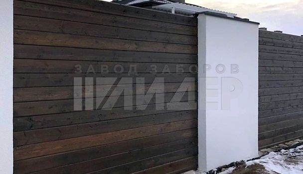 Темный деревянный забор ДВ-216