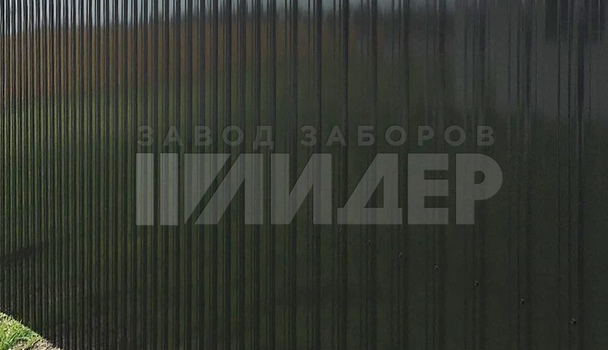 Черный двухсторонний забор из фигурного профнастила ПН-127