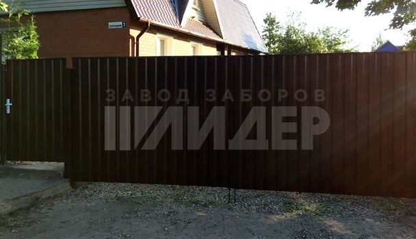 Двухсторонний забор из профлиста на бетонном фундаменте ПН-215 - фото 3