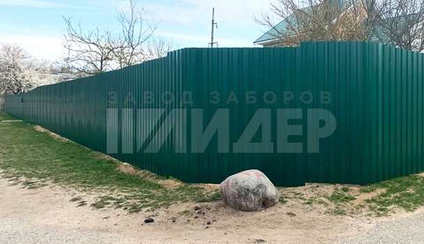 Угловой забор из профлиста для частного дома ПН-220 - фото 3