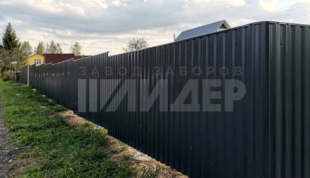 Черный забор из профлиста для земельного участка ПН-228 - фото 2