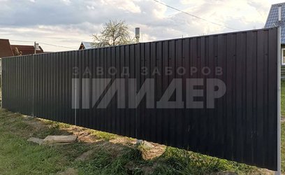 Черный забор из профлиста для земельного участка ПН-228 - фото 1