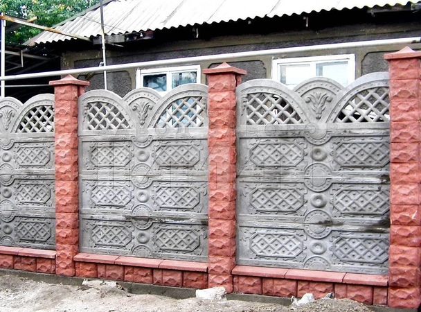 Комбинированный еврозабор с решеткой ЕВ-103