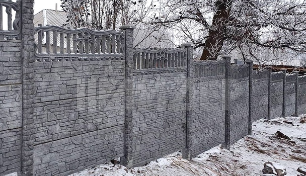 Еврозабор с решеткой на неровный участок ЕВ-170