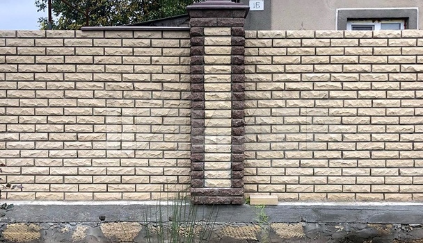 Забор из кирпича для территории жилого дома КП-122 - фото 2