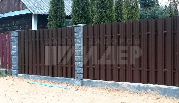 Комбинированный забо из штакетника для частного дома ЕШ-153 - фото 3
