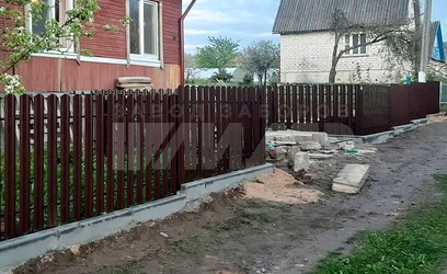 Забор из евроштакетника для углового участка ЕШ-166 - фото 5